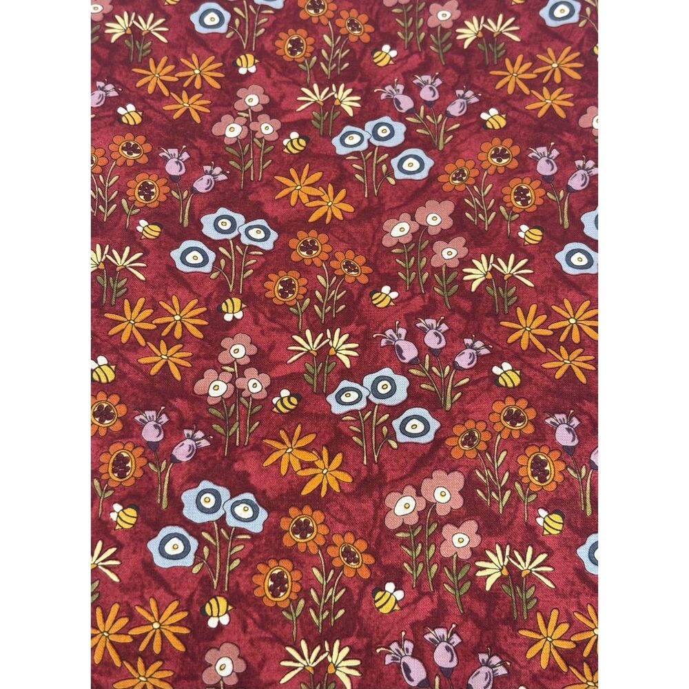 Vintage Jo-Ann Floral Bees Cotton Fabric 28"L x 43"W
